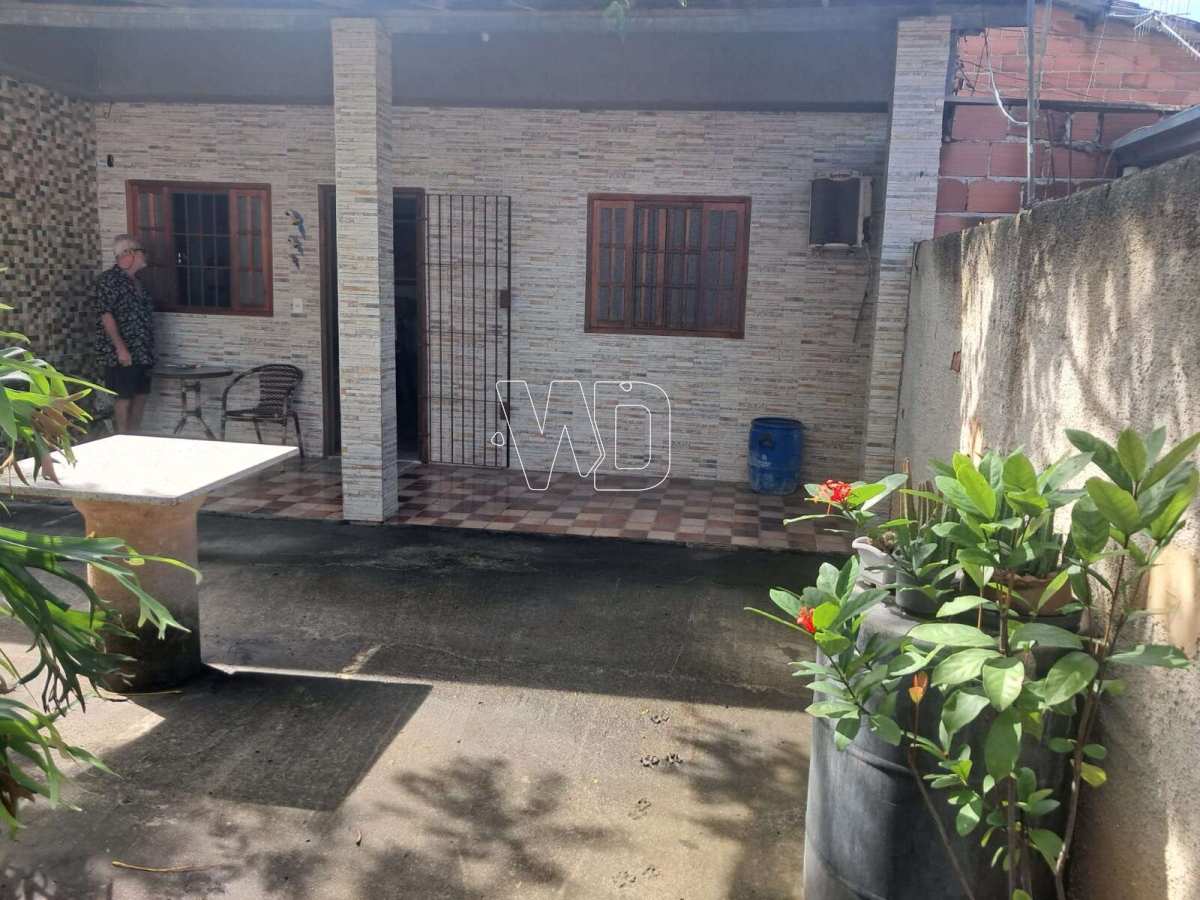 Casa à venda em Itaboraí, Rio Várzea, com 3 quartos