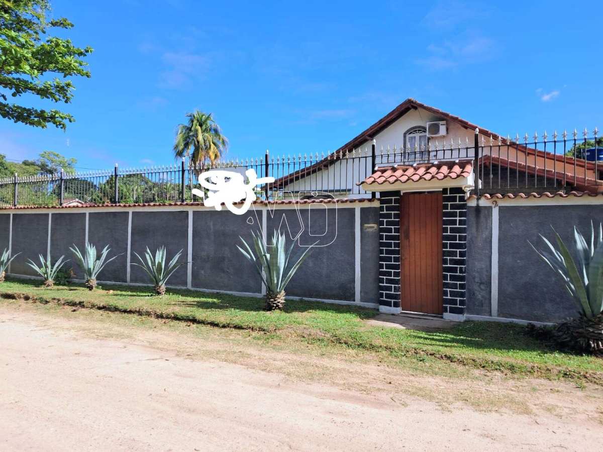 Sítio à venda em Itaboraí, Retiro, com 5 quartos, 250m²