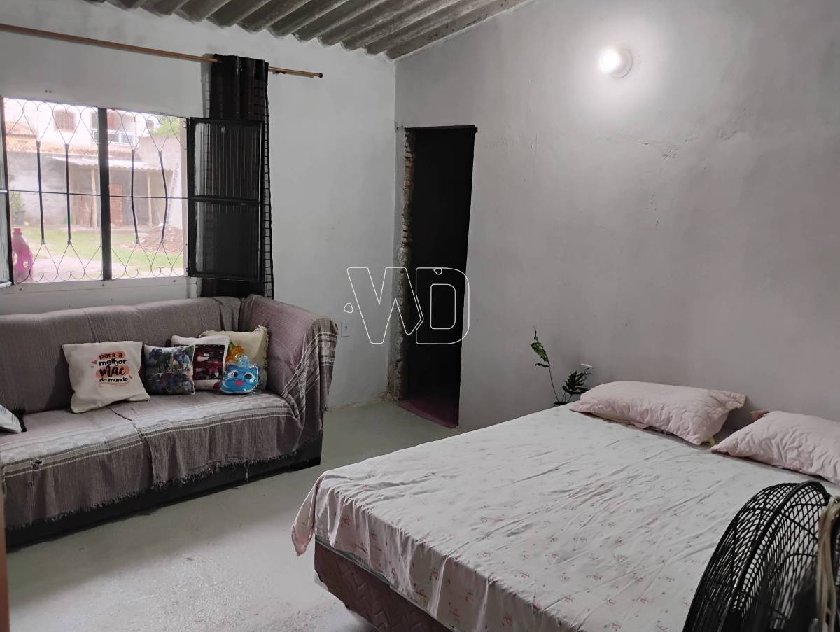 Casa à venda em Itaboraí, Ampliação, com 2 quartos, terreno inteiro