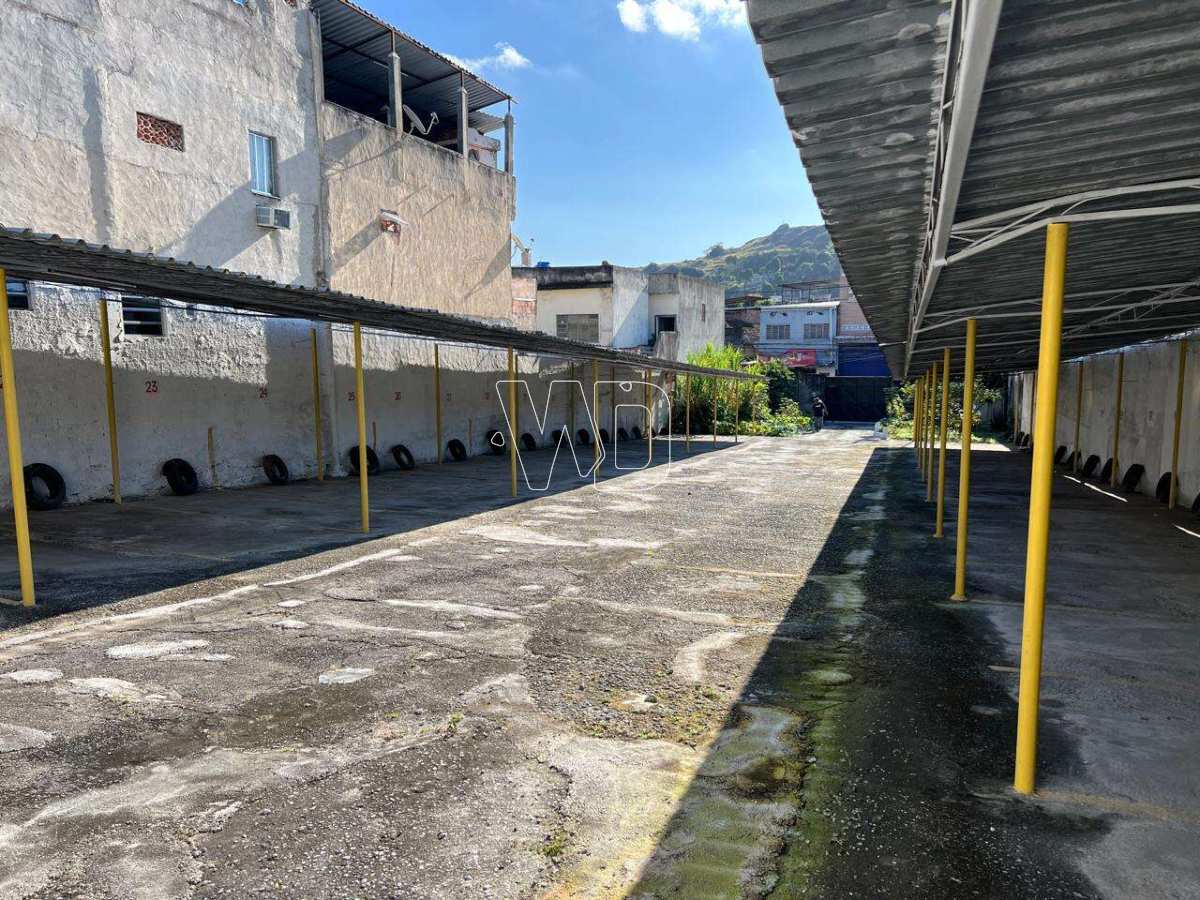 Vendo área 900m² na Av. Dr. Getúlio Vargas - Santa Catarina - SG